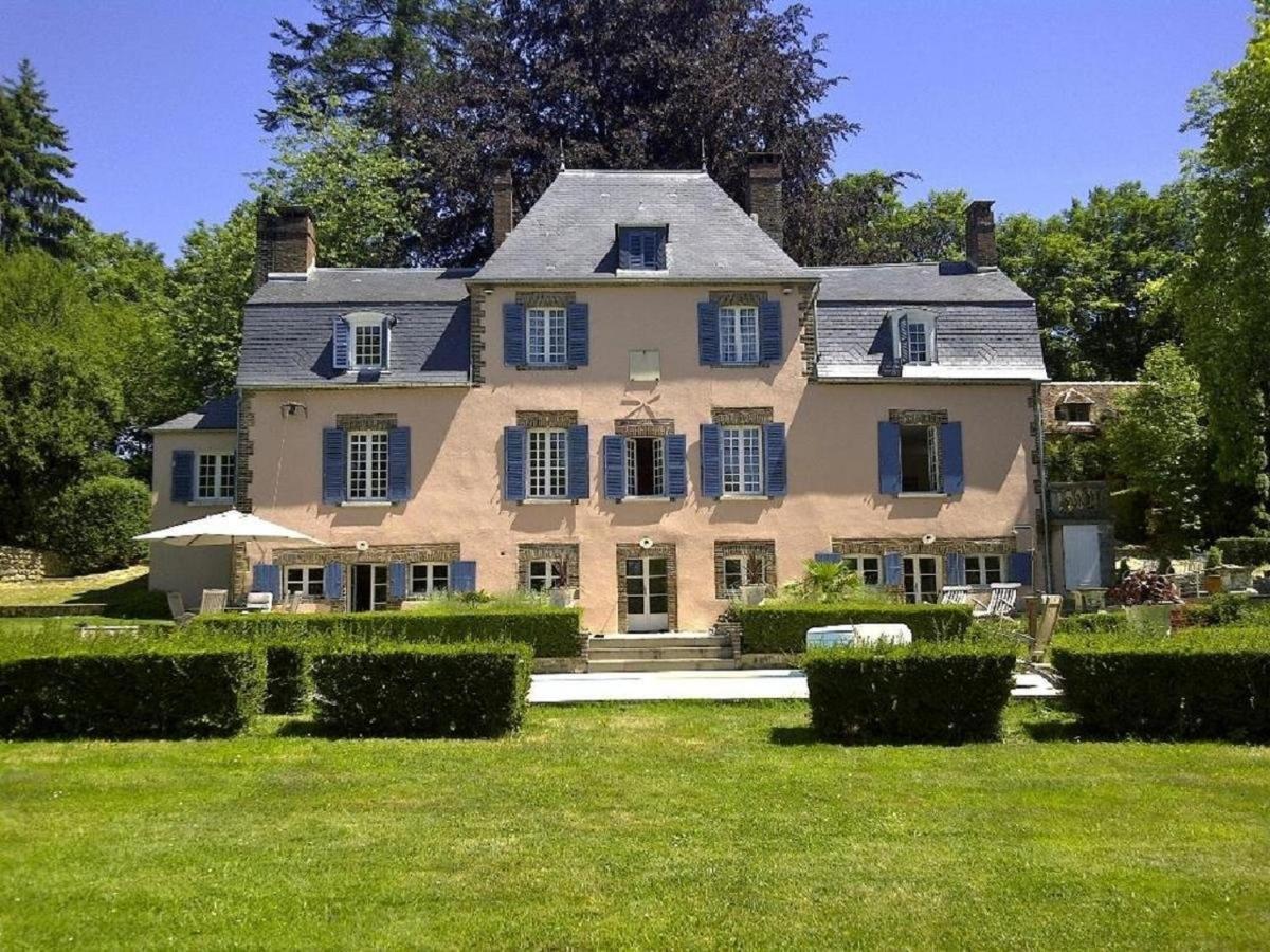 Villa Le Charme Mézilles Exterior foto